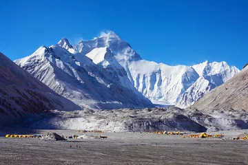 Crédence de cuisine en verre imprimé Everest Le mont Everest et le camp de base du côté tibétain, Chomolungma, Sagarmatha, Chine, Himalaya, Asie.