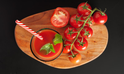 Tomato juice with tomatoes