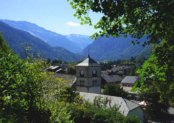 Fototapeta na wymiar Cadre sur Samoens