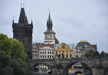 Fototapeta premium Crowded Charles Bridge
