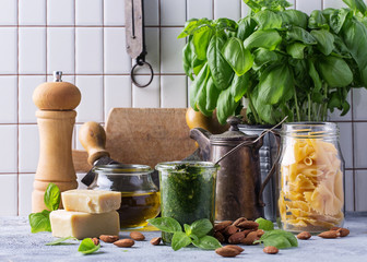 Freshly cooked green pesto