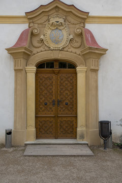 Haust&uuml;r, Prag