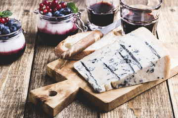 Gorgonzola cheese and Italian dessert panna cotta