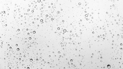 Fototapeta na wymiar rain drops on window