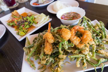 spicy deep fried morning glory salad