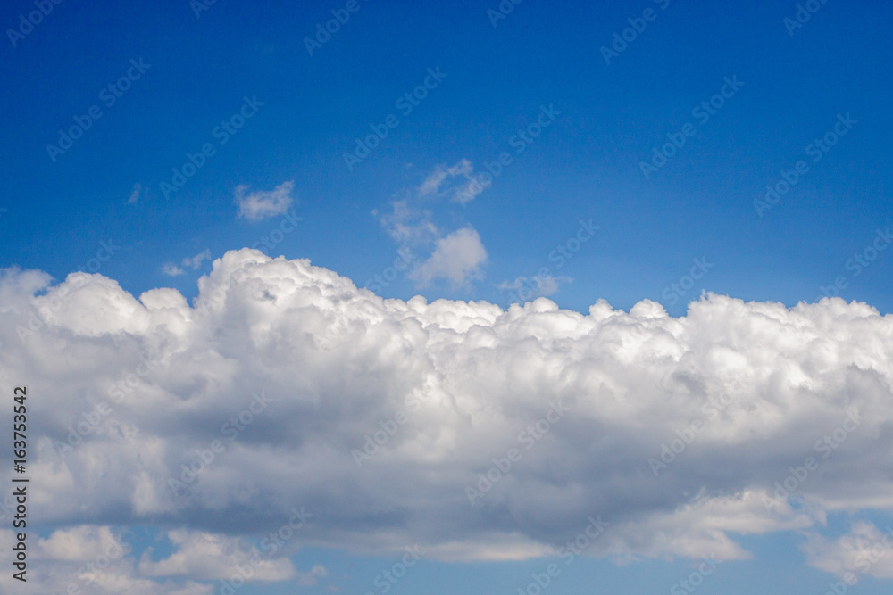 Wall mural Beautiful blue sky with cloud for background.