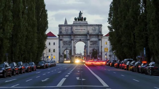 Victory Gate Munich - Siegestor Muenchen - Day to Night Time Lapse with slight Zoom-in 