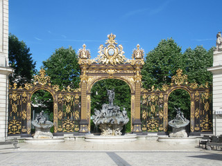 Fototapeta na wymiar Fontaine Neptune Place Stanislas de Nancy