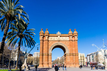 Fototapeta na wymiar BARCELONA SPAIN - February 9, 2017: Arc de Triomf in Barcelona Spain.