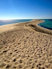 plage sable dune mer eau océan vacances ciel bleu 