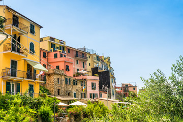 Fototapeta na wymiar Farbige Fassaden, Corniglia, Cinque Terre, Liguria, Italien