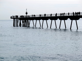 Fototapeta na wymiar Footbridge by the sea
