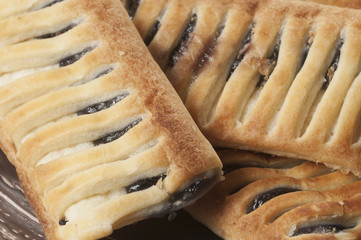 Small strudel cake with blueberry