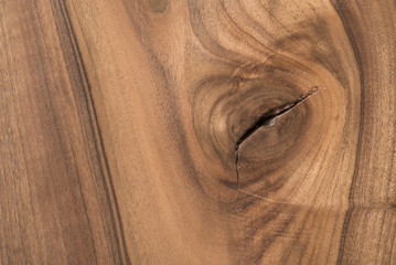 Fototapeta premium Natural crack on wooden bar
