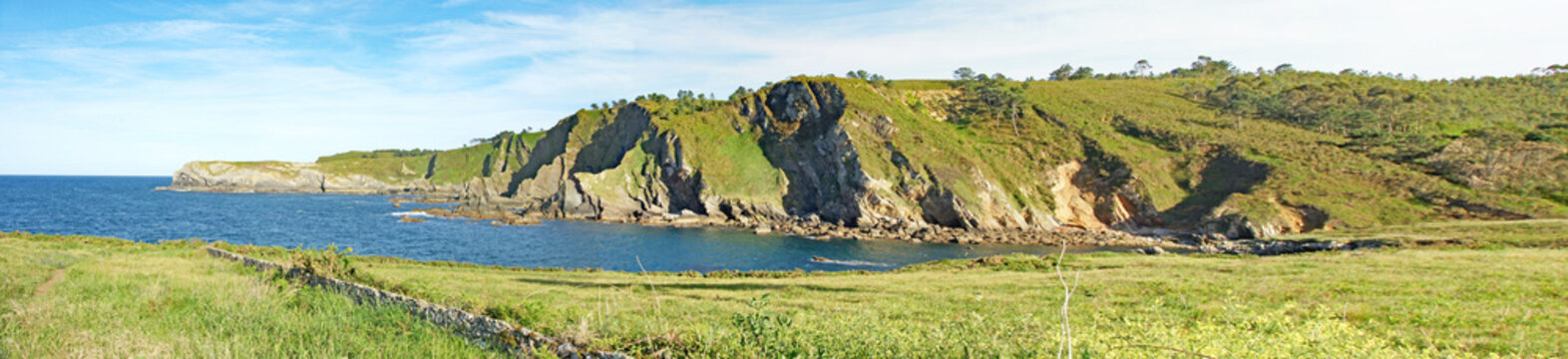 Panor&aacute;mica de Luanco, Asturias, Espa&ntilde;a