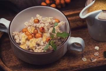 oatmeal with sea buckthorn
