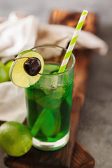 Green lime and mint flavor