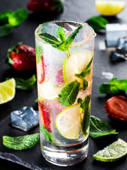 lemonade with strawberries, lime and mint