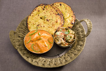 Shahi Paneer and Soya ChaapCooked Missi Roti