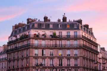 Fototapeta na wymiar Paris building at sunset France
