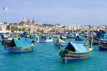 Fototapeta na wymiar Port de pêcheurs - Marsaxlokk - Malte
