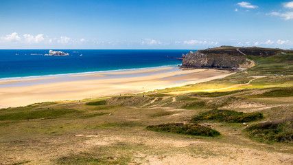 Beach Anse de Pen-Hat on the Presqu'ile de Crozon, Parc naturel regional d'Armorique. Finistere department, Crozon. Brittany (Bretagne), France.