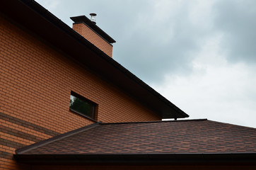 The house is equipped with high-quality roofing of shingles (bitumen tiles). A good example of...