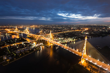 Fototapeta na wymiar Sunset Scene at Bhumibol Bridge in Bangkok