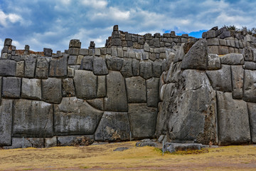 peru sacsayhuaman inca ruin