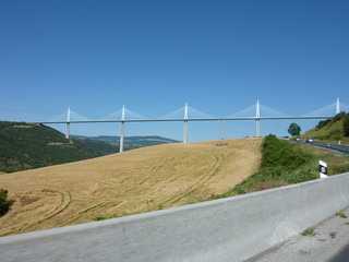 Pont miliau