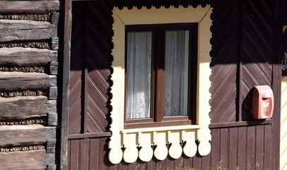 Wiejskie chaty - okna