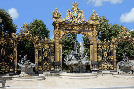 Brunnen am Placa Stanislas in Nancy