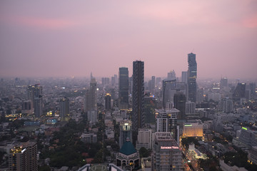 Fototapeta na wymiar BANGKOK,THAILAND,NOVEMBER. Bangkok Cityscape, Business district with high building at Bangkok, Thailand