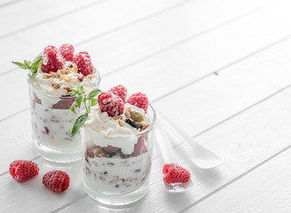 Granola with yoghurt and raspberry