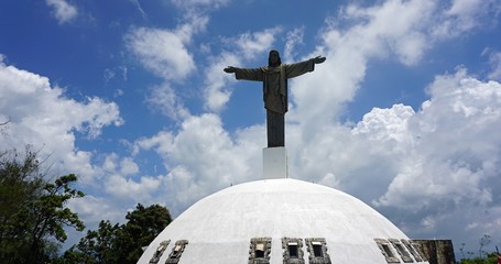 jesus statue