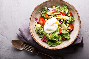 Salad with fresh vegetables and chickpeas