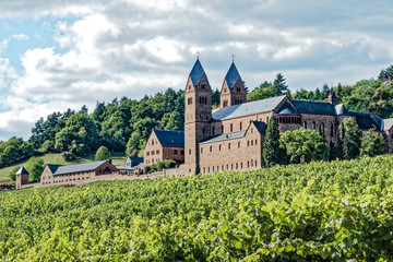 Fototapeta na wymiar Abtei St. Hildegard bei Rüdesheim