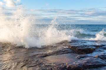 Fototapeta na wymiar Lake Superior Crashing Wave in the Upper Peninsula of Michigan
