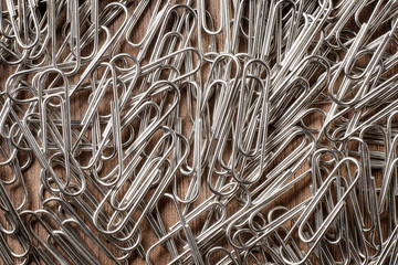 many paper clips