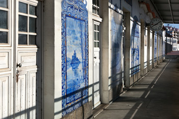 Azulejos decorated walls at Aveiro railroad station