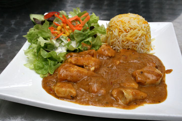 organisch, lifestyle, chicken, masala, indisch, kurkuma, erdnusssauce, reis, salat, urbano, modern, neu, L.A., sliced