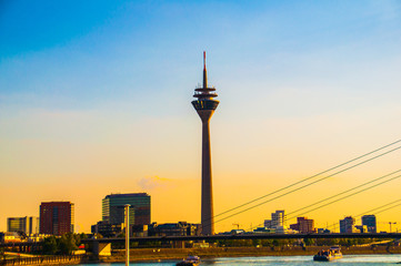 Fototapeta na wymiar Düsseldorf Skyline