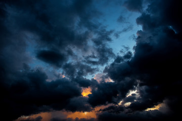 Obraz na płótnie Canvas Storm clouds in the sky