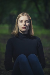 Obraz premium Portrait girl in a summer evening Park