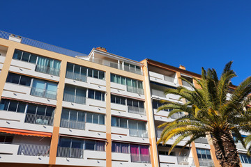 Obraz premium quartier du port - Hyères - France