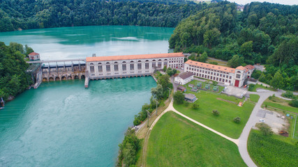 Fototapeta premium Wasserkraftwerk Mühleberg, Bern, Schweiz