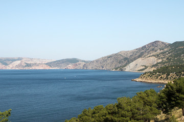 Obraz premium beautiful mountain over sea landscape