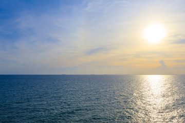 Fototapeta premium Beach with sunset background