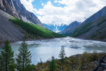 Naklejka na ściany i meble Mountain landscape. Lake Maash in the Republic of Altai.