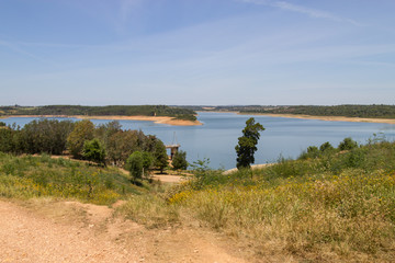 Albufeira da Barragem de Campilhas lake